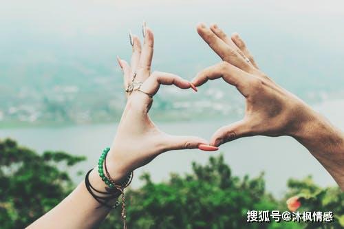 一封信挽回女友哭了50字_致心爱的人一封信催泪感动_如何用一封信挽回女友哭了